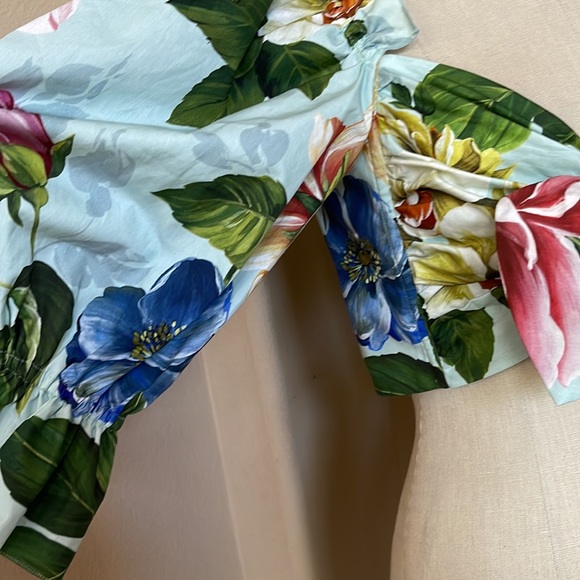 DOLCE & GABBANA Crop Top as Trisha wore in video - Picture 5 of 10